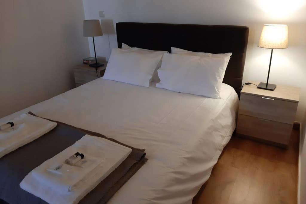 Aurora Papas Apartment Provesende